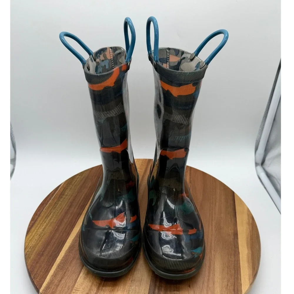 Kids Shark Camo SIze 13/1 Light Up Rain Boots Waterproof Pull On  0927